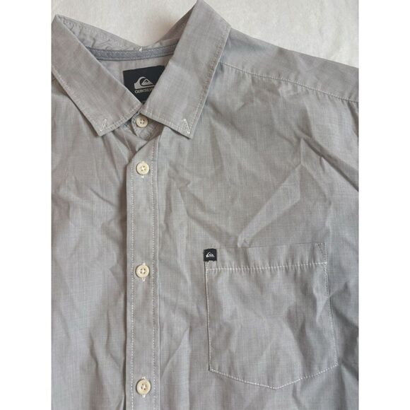 Quiksilver Regular Grey Button Down Short Sleeve Collared Shirt Men's Large * - Picture 2 of 6